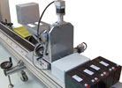 The stable platform achieves absolute stability by using a helium diode laser as a reference point and Rexroth components to compensate for discrepancies